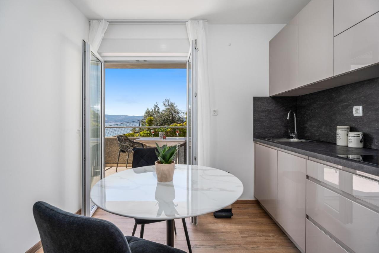 Apartmani Marko Omiš Exterior foto